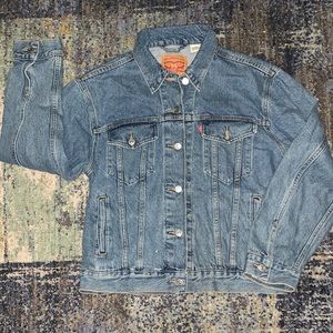 Woman’s Levi’s Denim Jacket